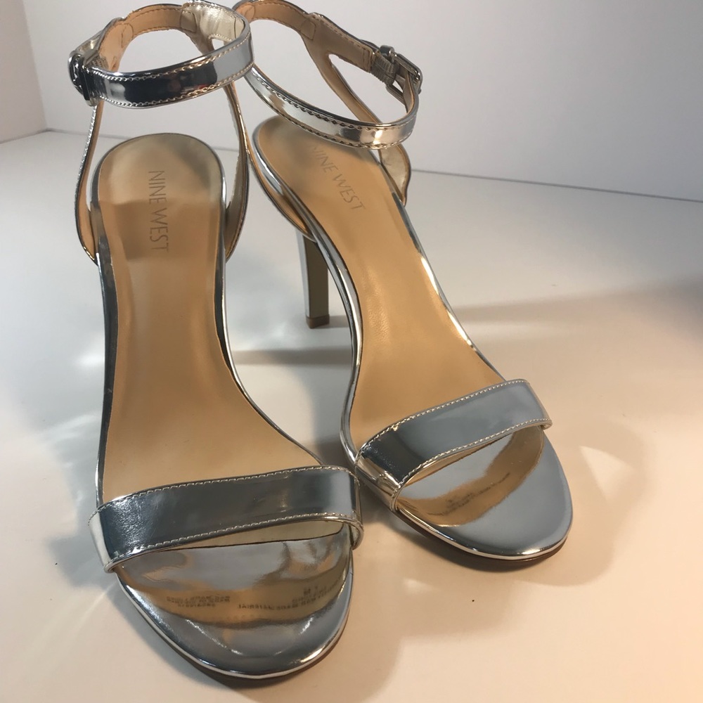 Sandals - Picture 6 of 6